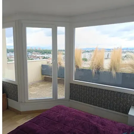 Rooftop Jacuzzi منزل للإقامة فوليه إن فيلين